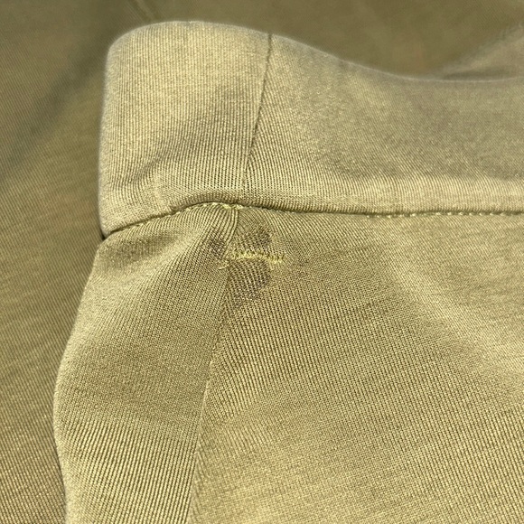 Green lululemon joggers - Picture 6 of 6